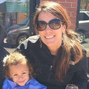 Meet your Posher, Lauren